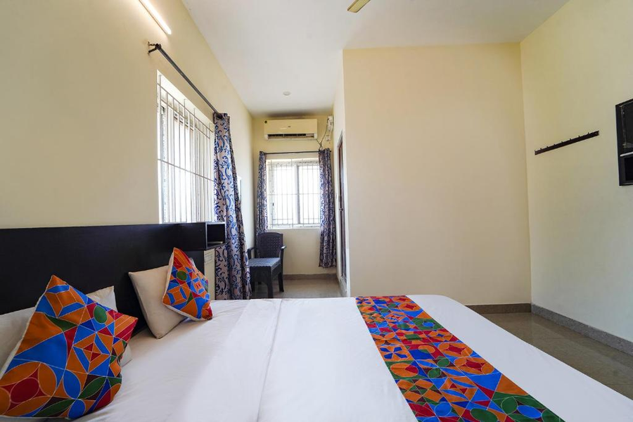 via aarudras residency