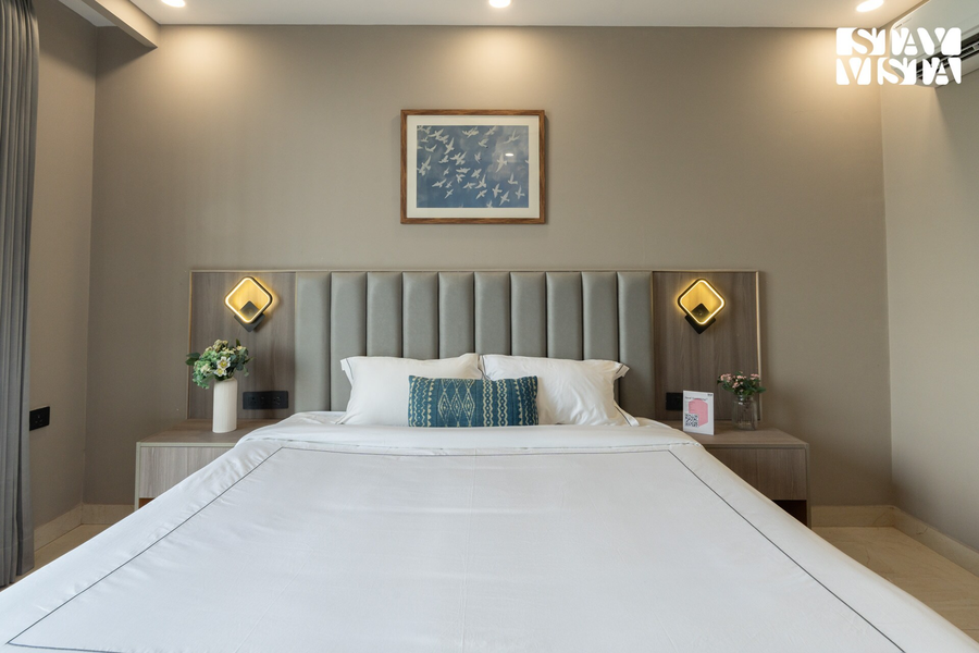 stayvista residences near cyber city hub with gym and air purifier