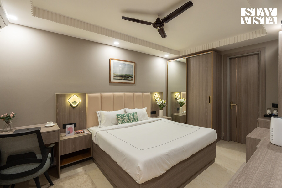 stayvista residences near cyber city hub with gym and air purifier