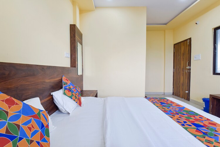 via shree krishna guest house