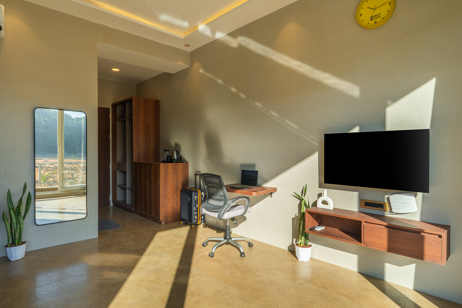 the hosteller bam lonavala tiger point