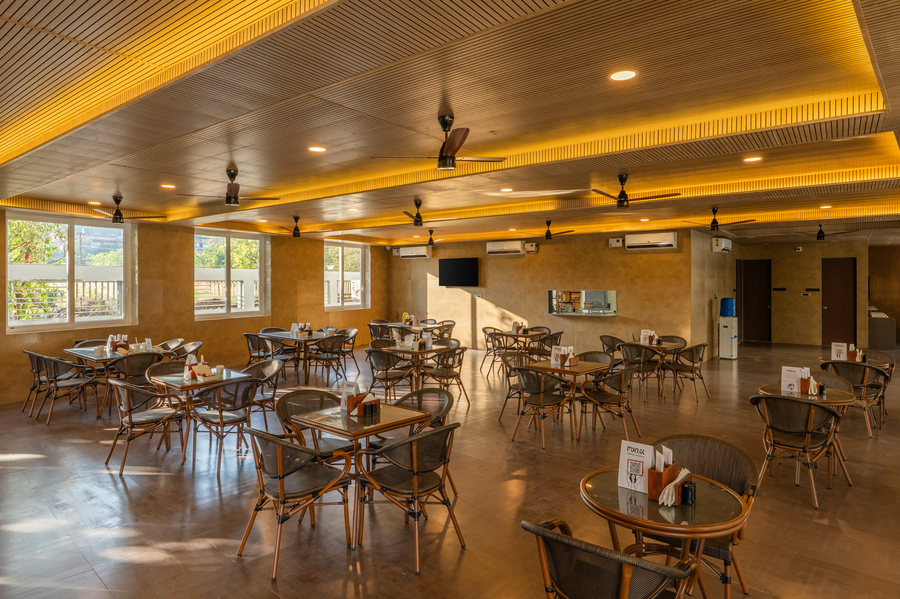 the hosteller bam lonavala tiger point