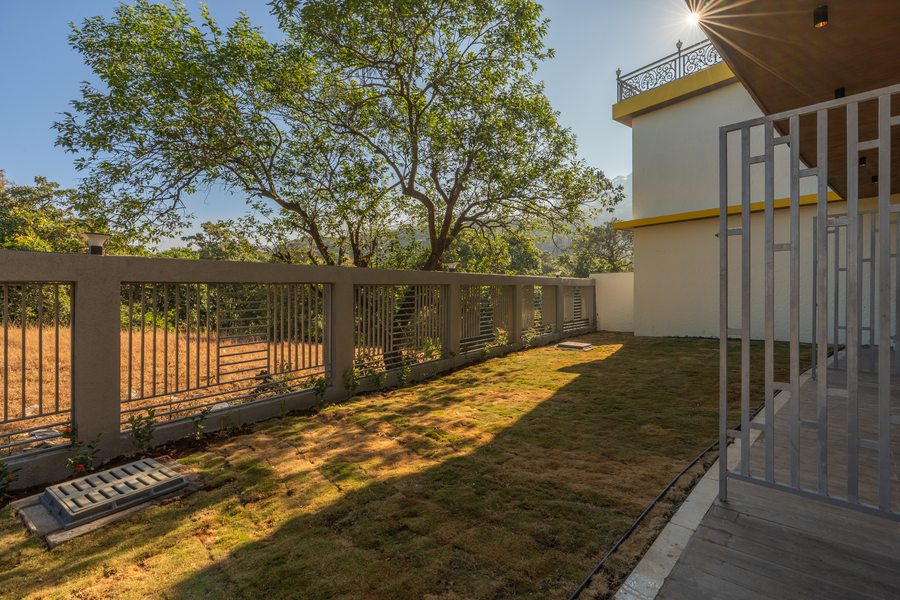 the hosteller bam lonavala tiger point