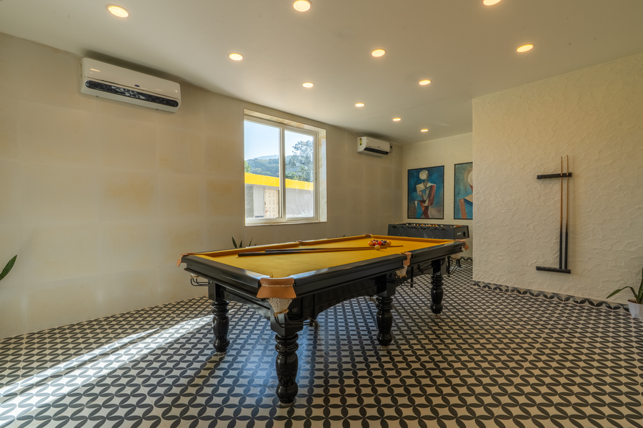 the hosteller bam lonavala tiger point