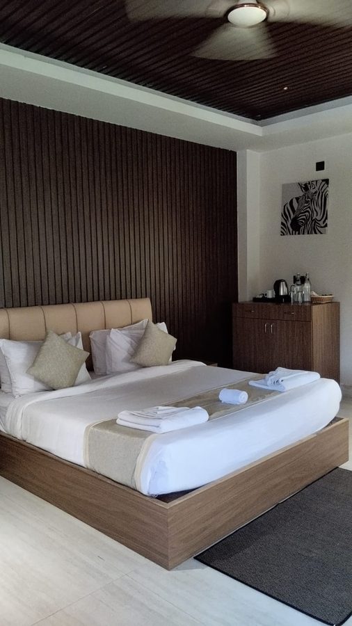 The Coral Bentley Hotel,Vijay Nagar Beach,3 star