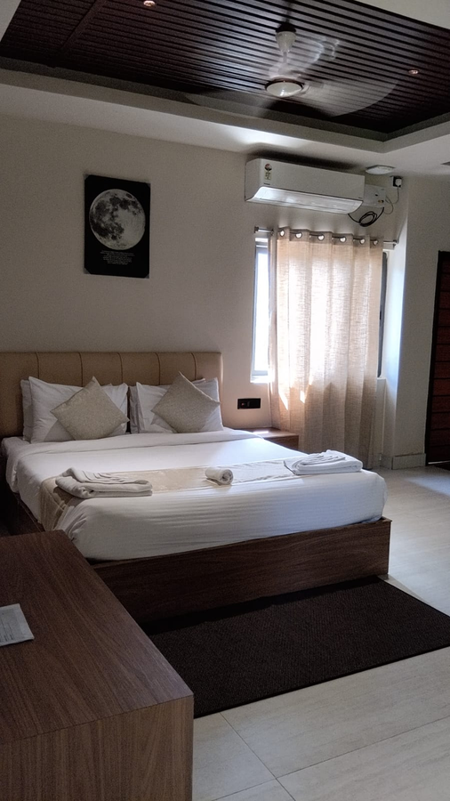 the coral bentley hotel