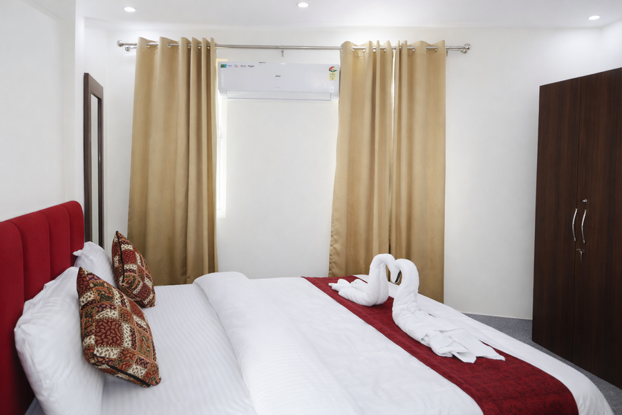 hotel bindram palace