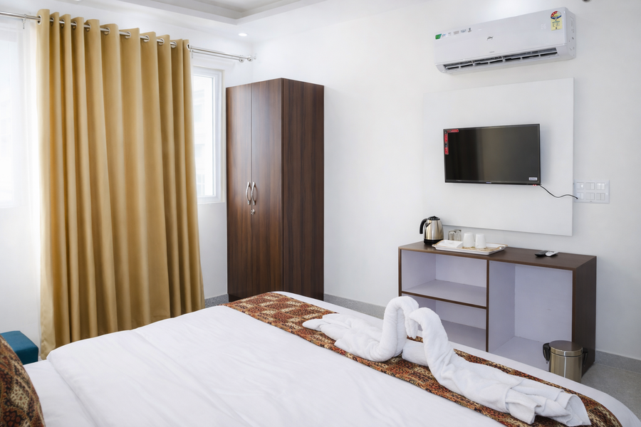 hotel bindram palace