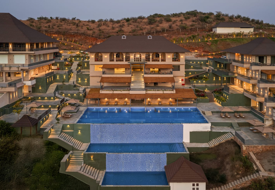 Nanda Hill Resorts,,5 star