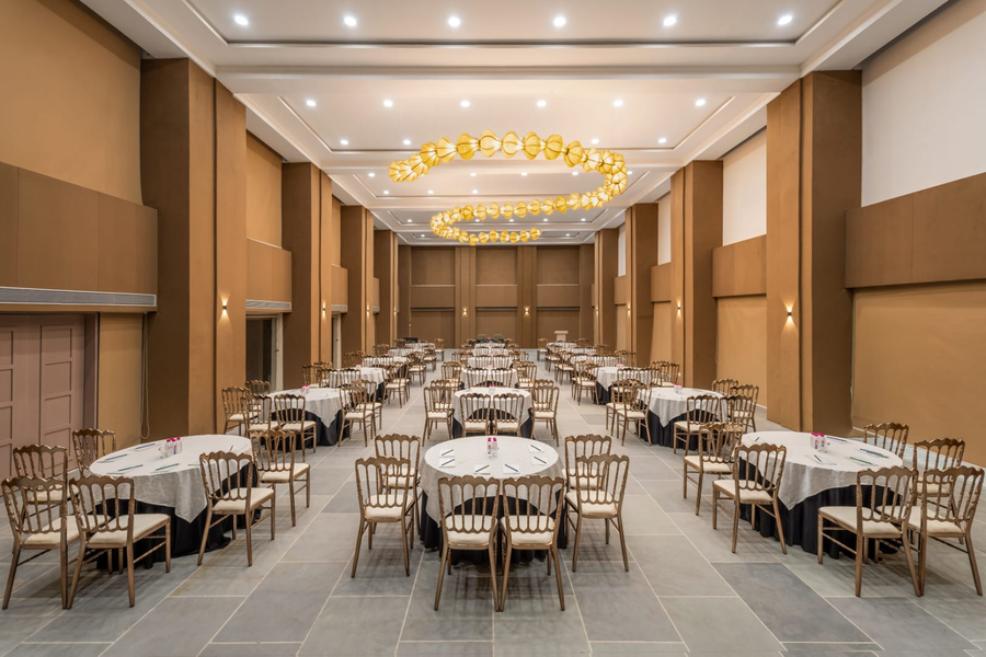 Nanda Hill Resorts,,5 star