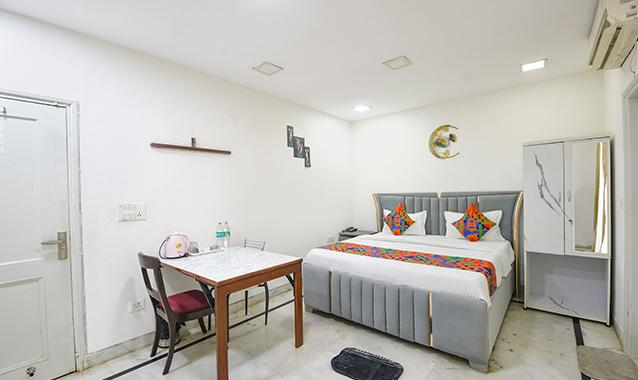 fabhotel the new moon