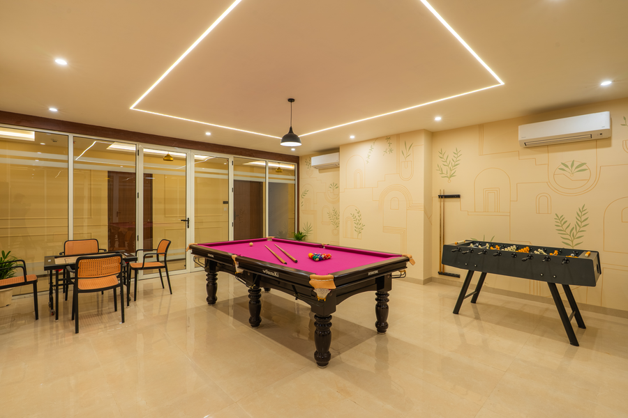 the hosteller bam jaipur hawa mahal