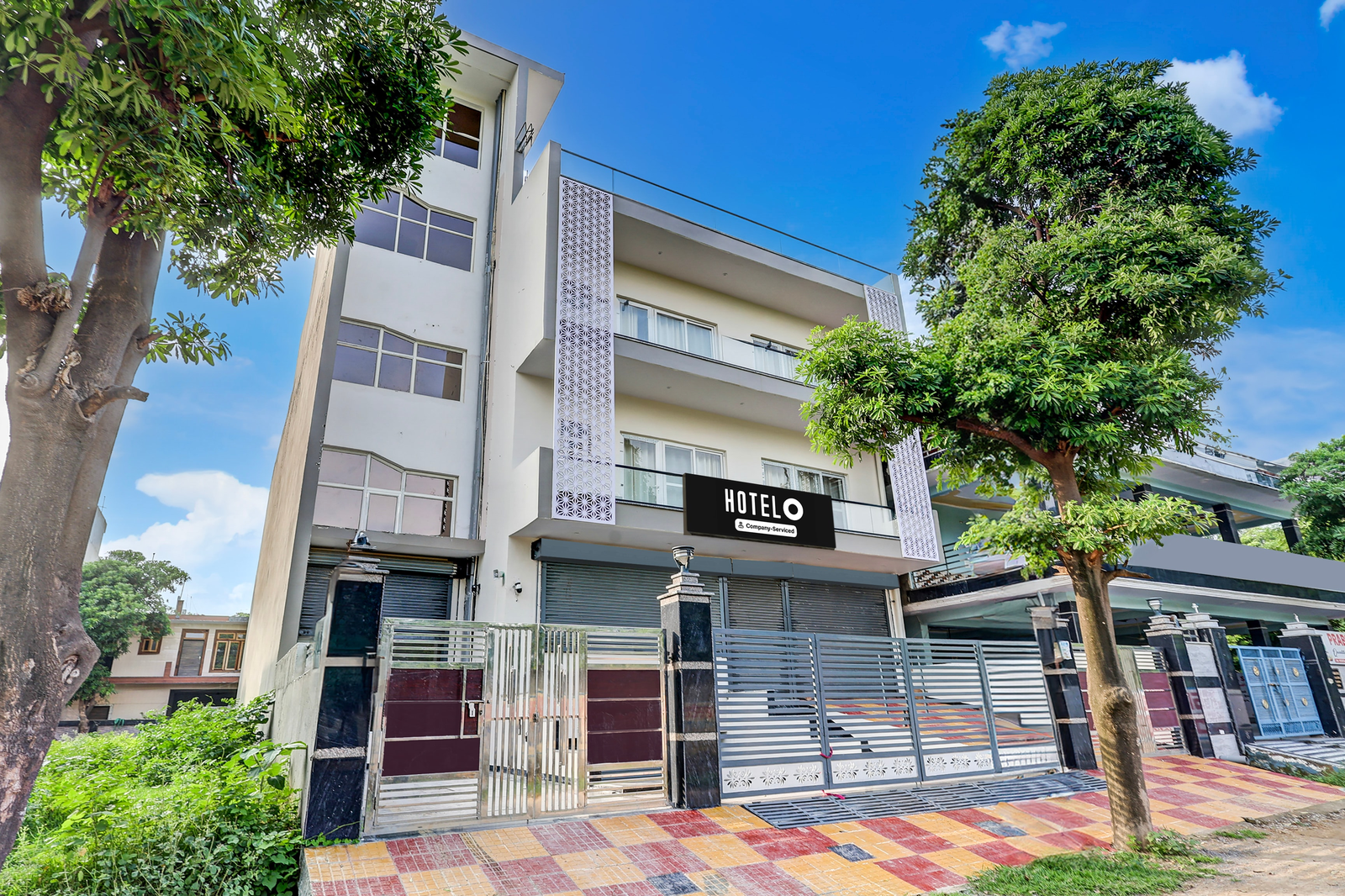 Super Hotel O Pari Chowk Formerly The Divine Krc,,2 star