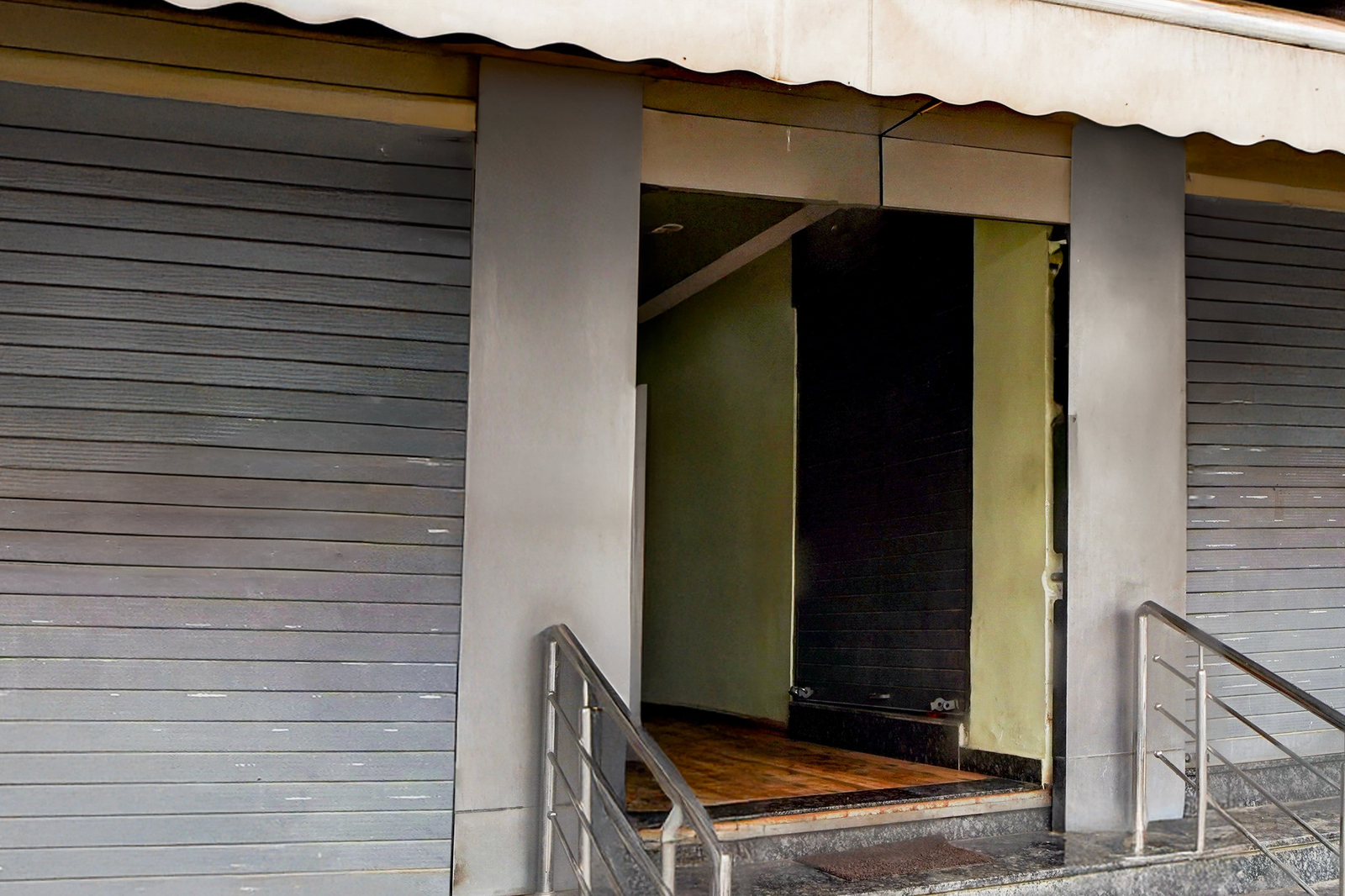 Super Collection O Isbt Jabalpur Formerly Hotel Koshalya Mohan,,3 star