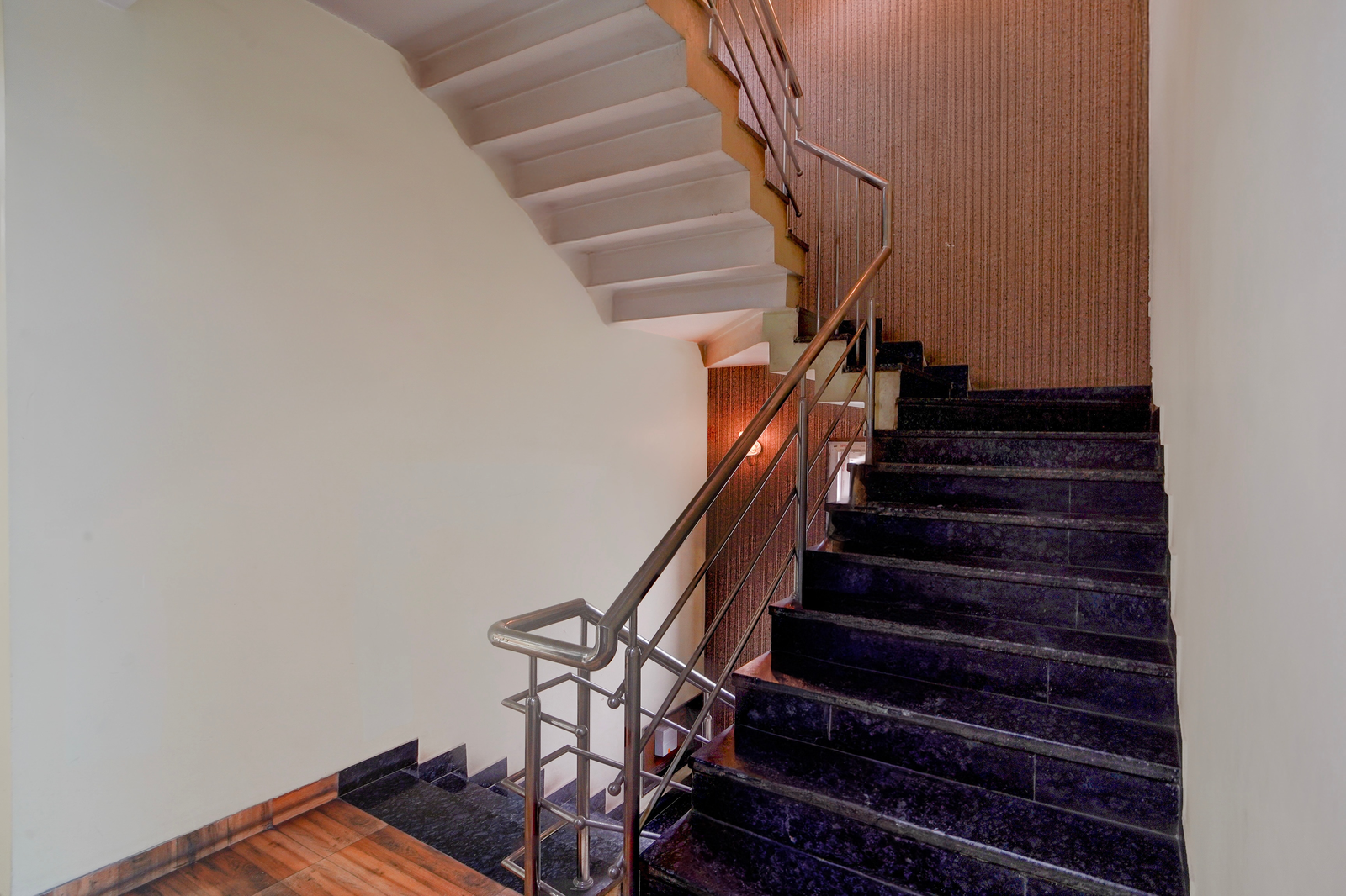 super collection o isbt jabalpur formerly hotel koshalya mohan