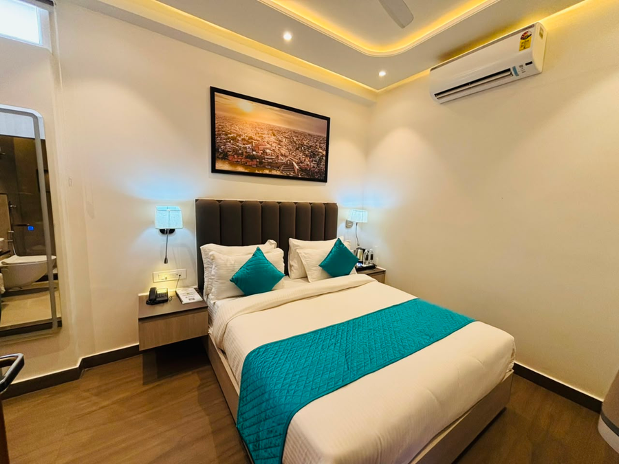 hotel vedic roots
