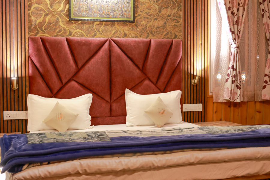 qcent club mukteshwar