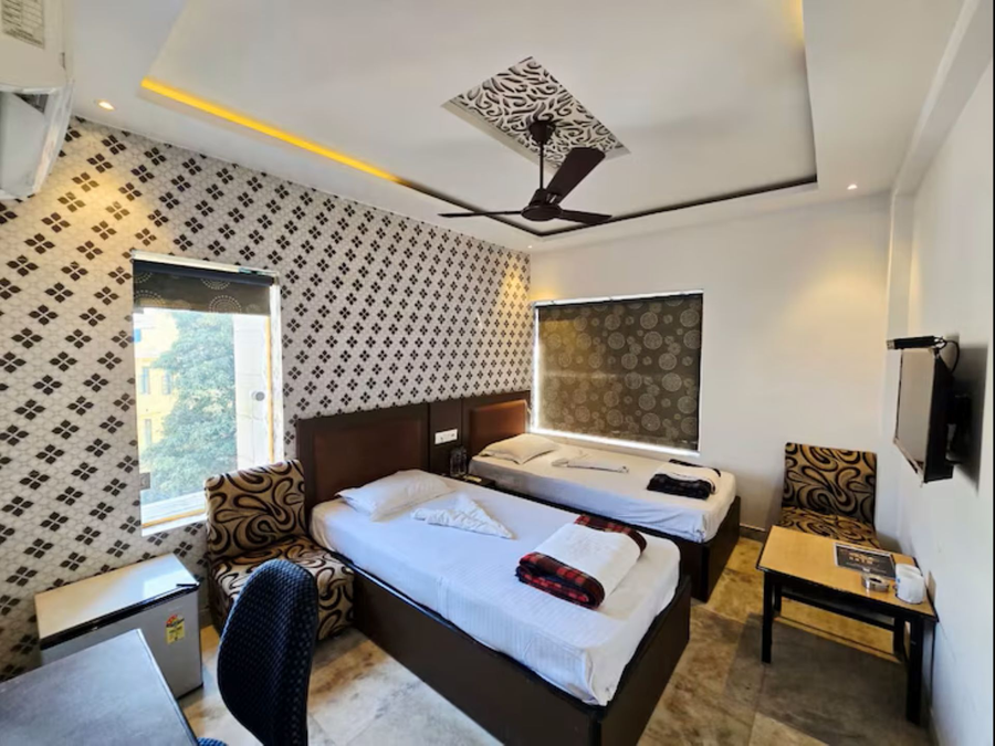 hotel akash deep