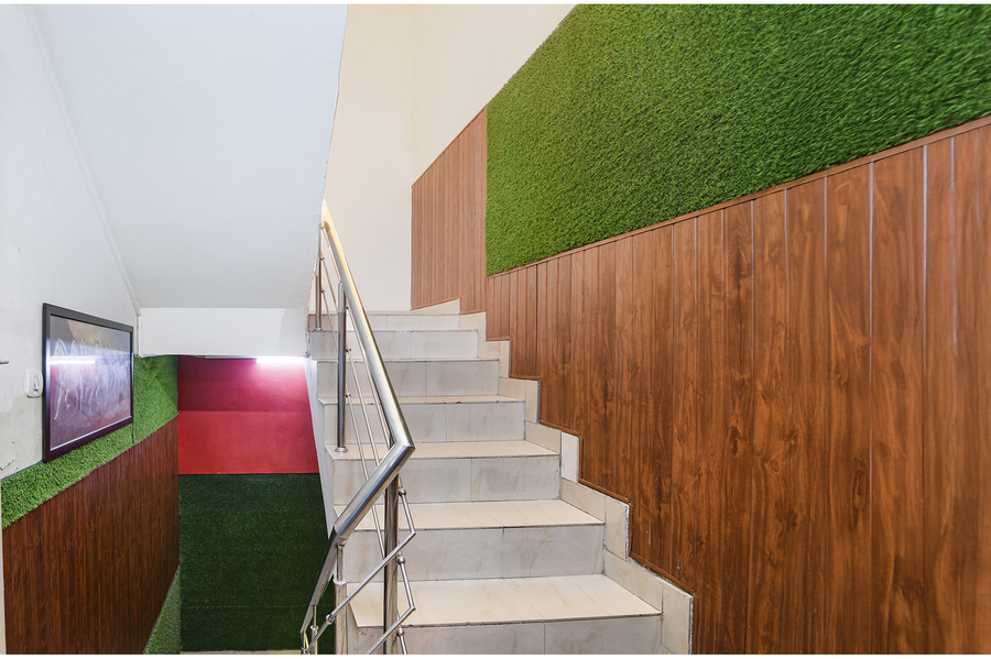 Fabexpress The Heights,,3 star