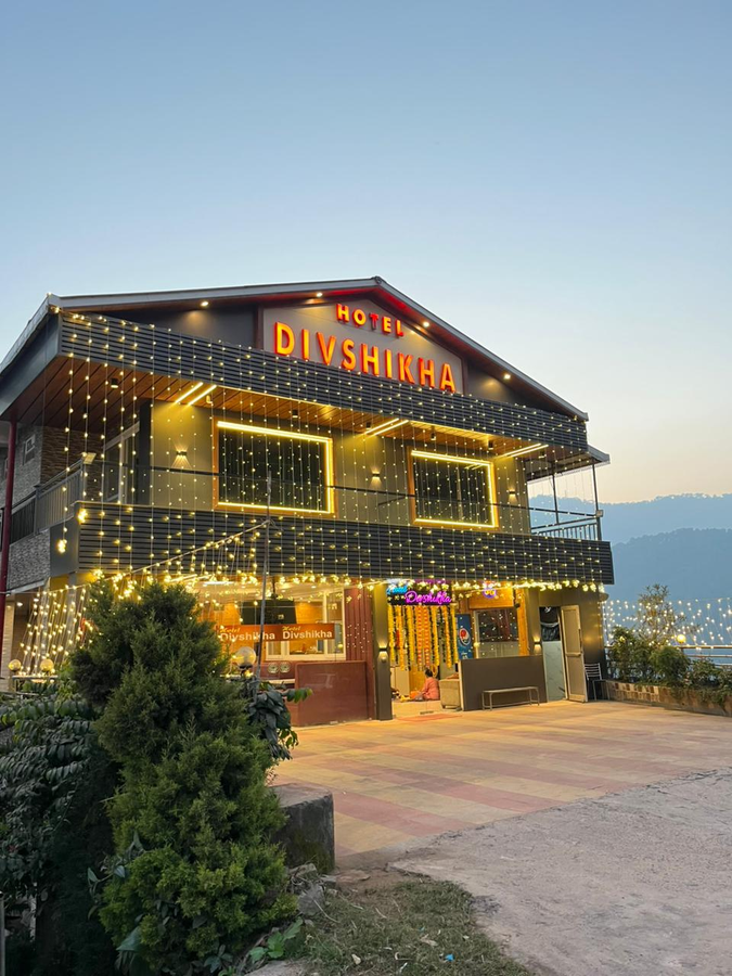 hotel divshikha