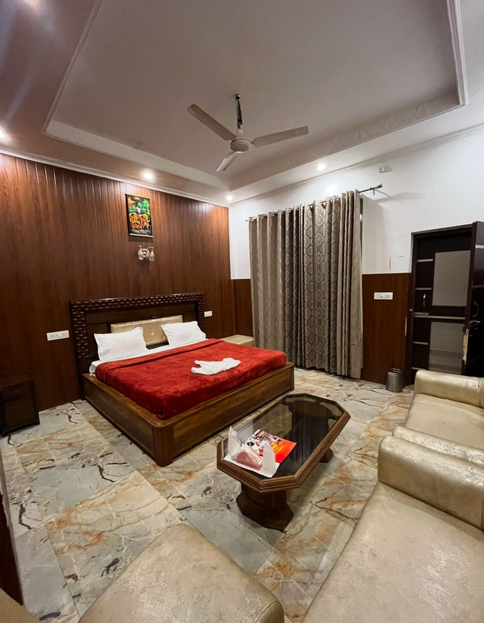 hotel divshikha