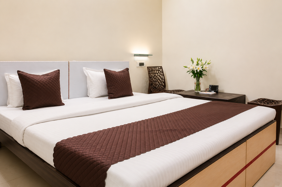 hotel moon year