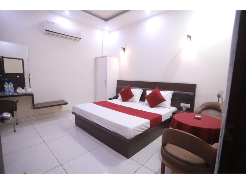 hotel abhinandan panipat