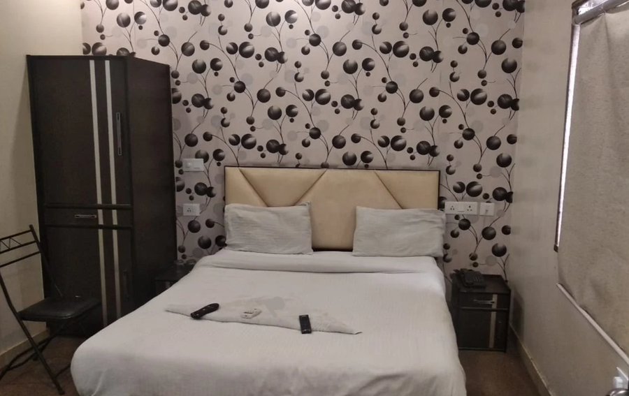 Olive Inn Hotel,,2 star