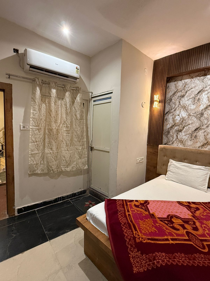 hotel amritam inn