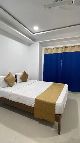 shanbhag hotel kondapur