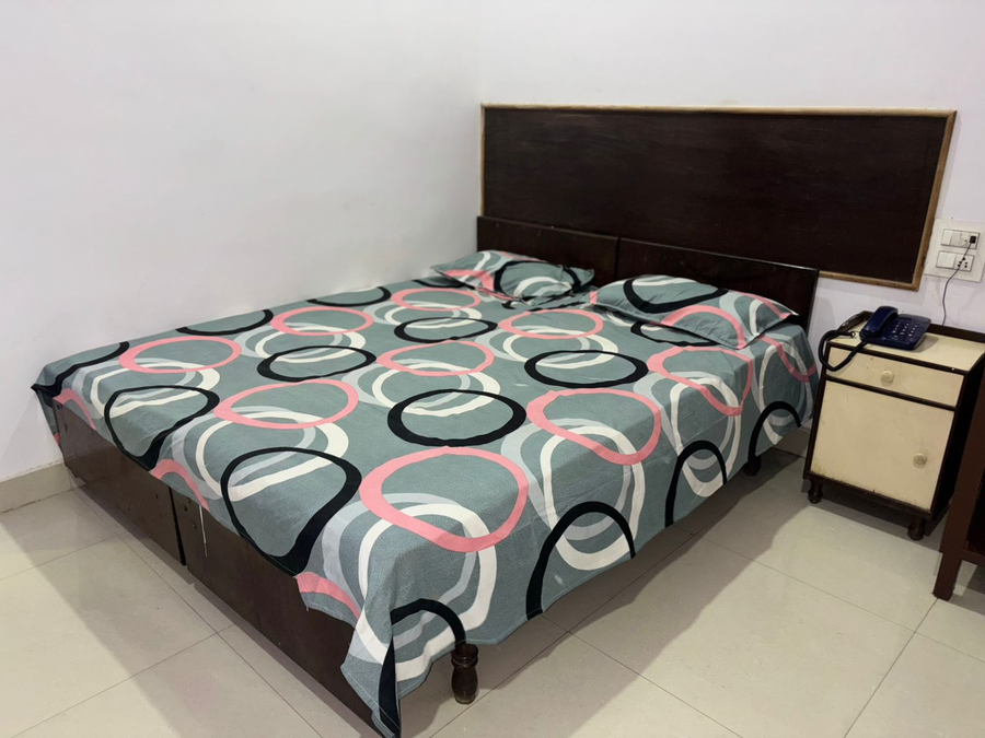 kadambari hotel