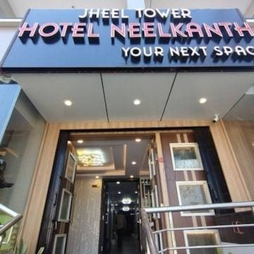 Hotel Neelkanth,,3 star