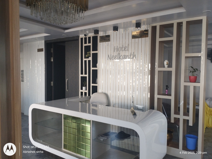 Hotel Neelkanth,,3 star