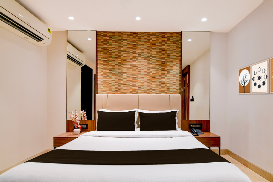 super townhouse oak dlf newtown bus terminal