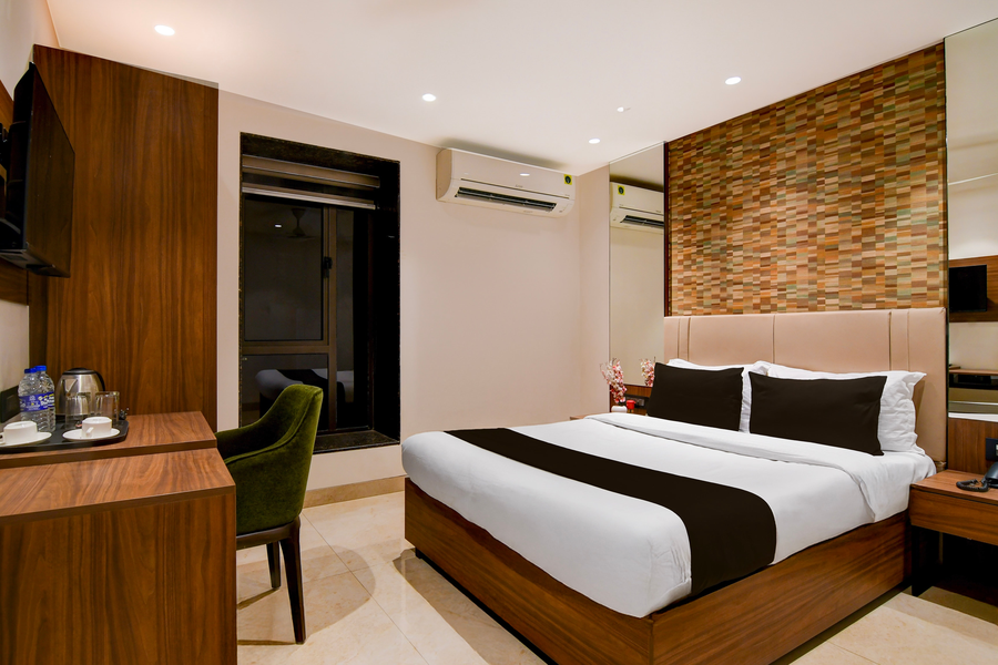 super townhouse oak dlf newtown bus terminal