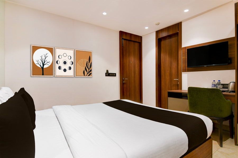 super townhouse oak dlf newtown bus terminal