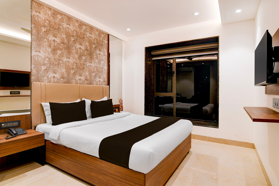 super townhouse oak dlf newtown bus terminal