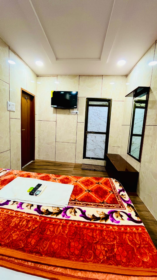 hotel banwari palace