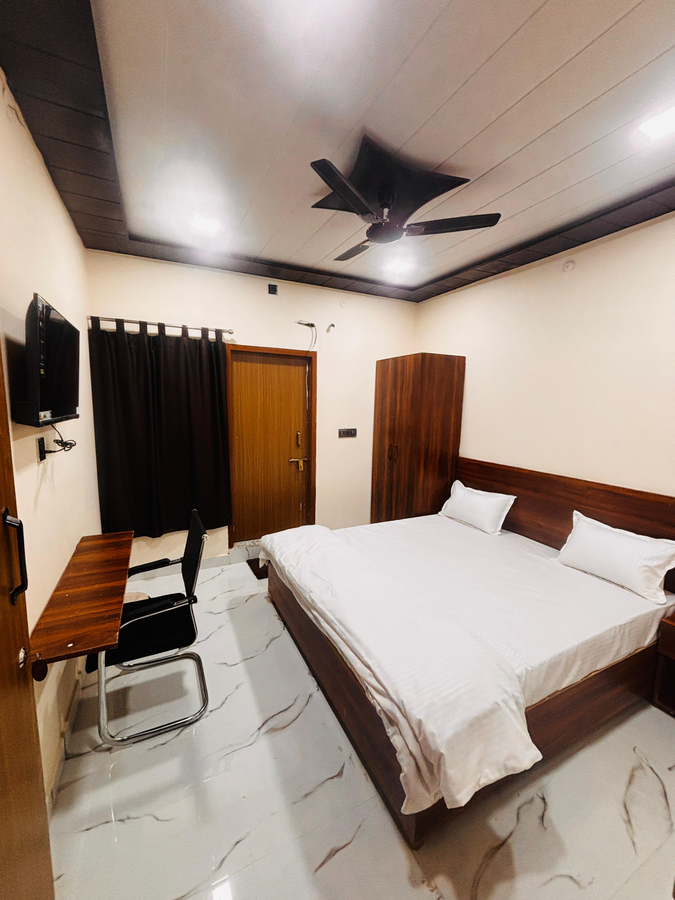 krishna residency by vrindavan stays