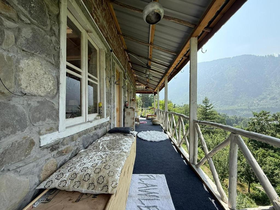 kala studio and stay