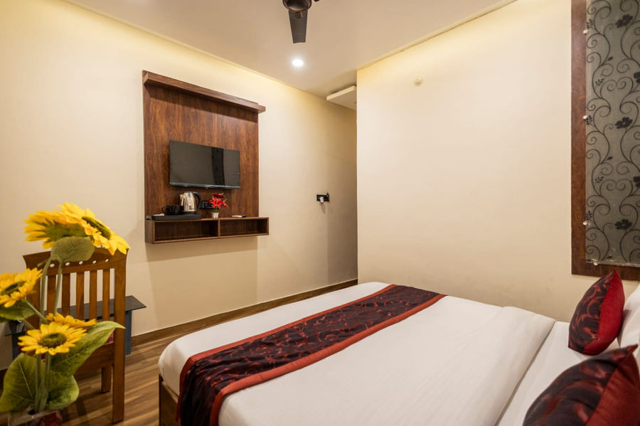 hotel kamal palace lucknow