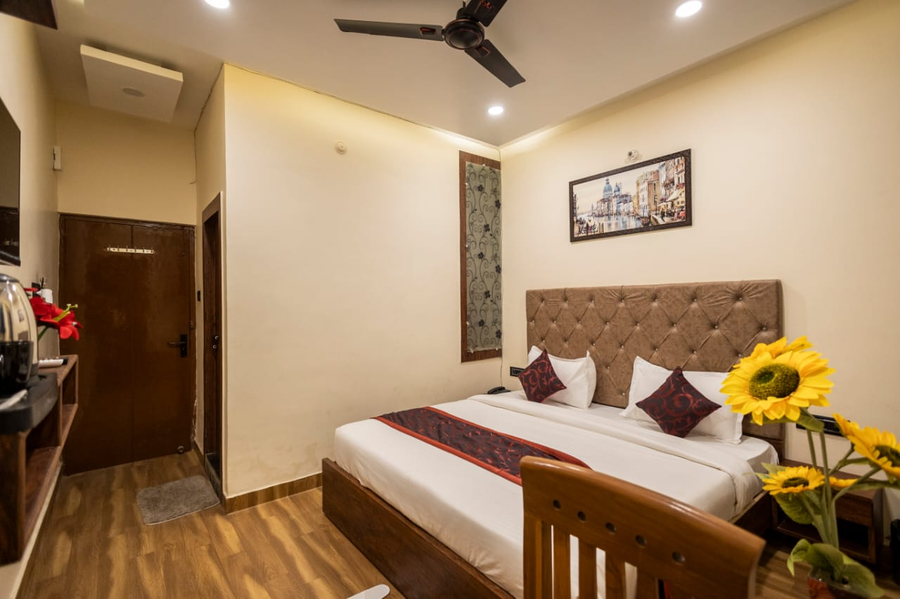 hotel kamal palace lucknow