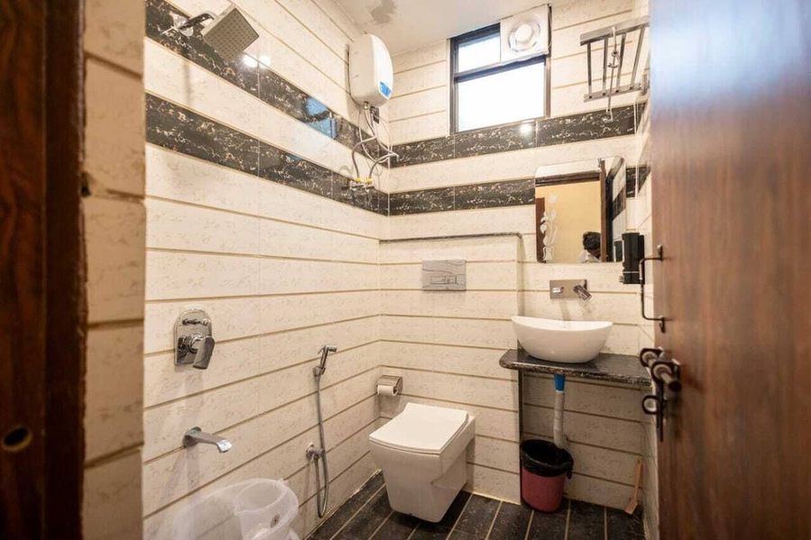 hotel kamal palace lucknow