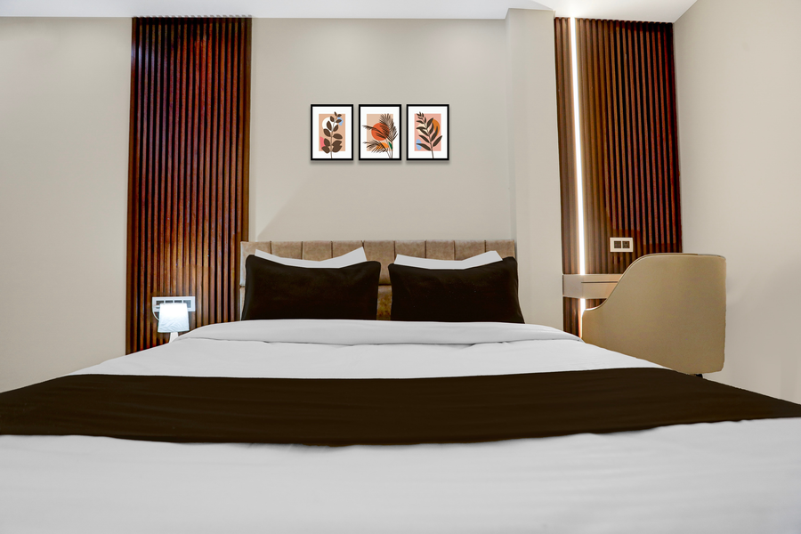 super townhouse puri bypass crossway formerly hotel pratee heights