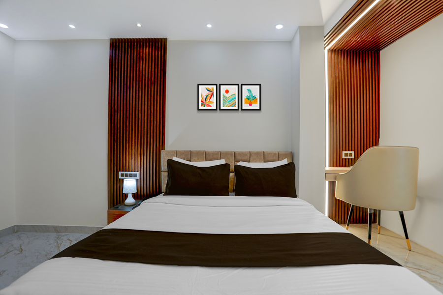 super townhouse puri bypass crossway formerly hotel pratee heights