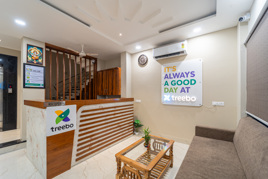 Treebo Grand,,3 star