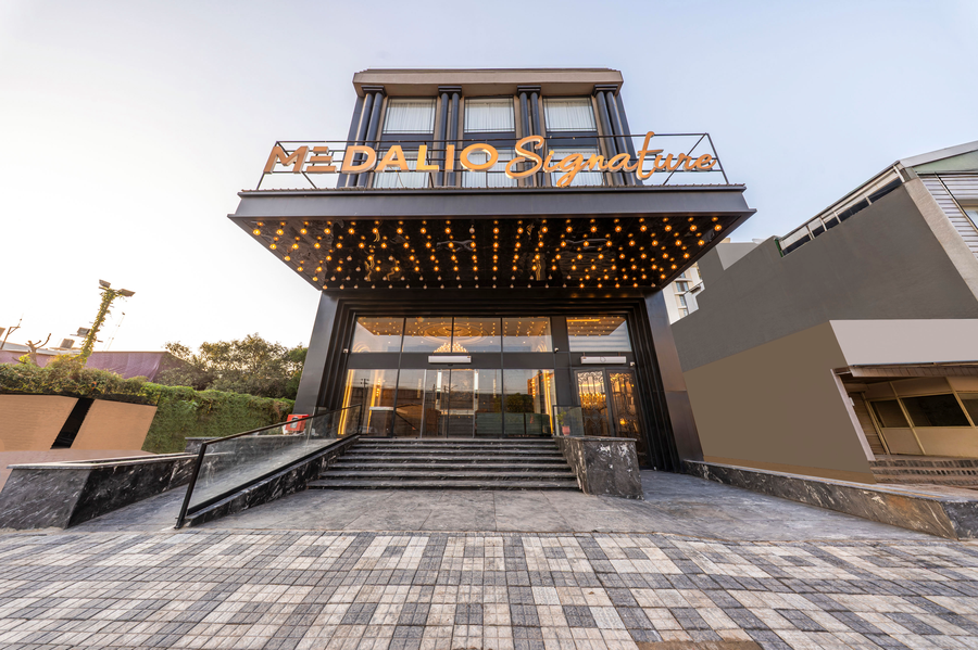 medalio signature chandigarh zirakpur