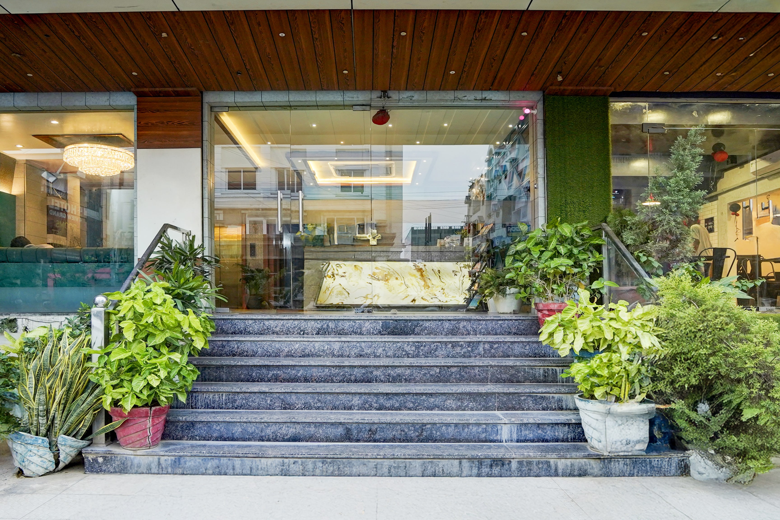 townhouse prayagraj central bus terminal formerly hotel four view