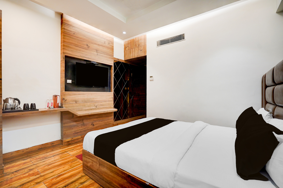 oyo townhouse prayagraj central bus terminal formerly hotel four view