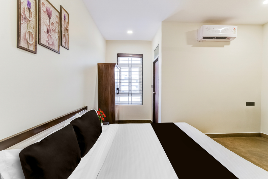 super townhouse oak owaisi hospital mailardevpally formerly tolkanti arc